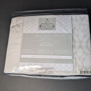 Queen Paisley Sheet Set